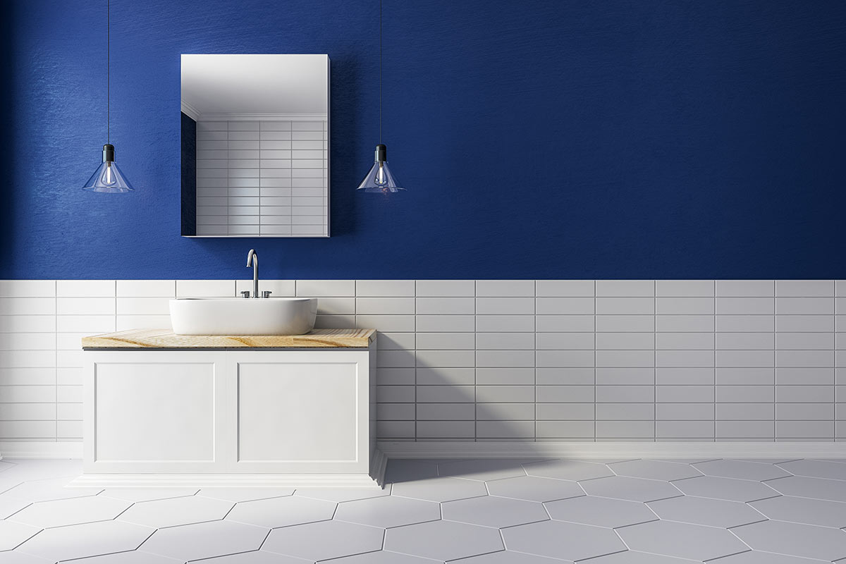 idea bagno con rivestimento in ceramica