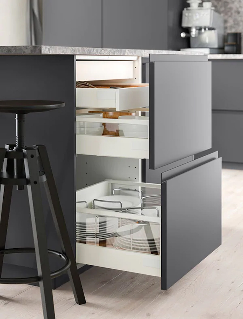 La cucina VOXTORP grigio opaco IKEA.