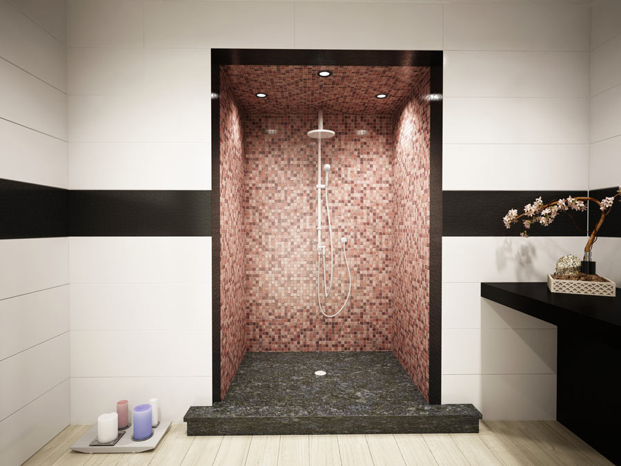 Interno doccia rivestita con piastrelle mosaico bordeaux.
