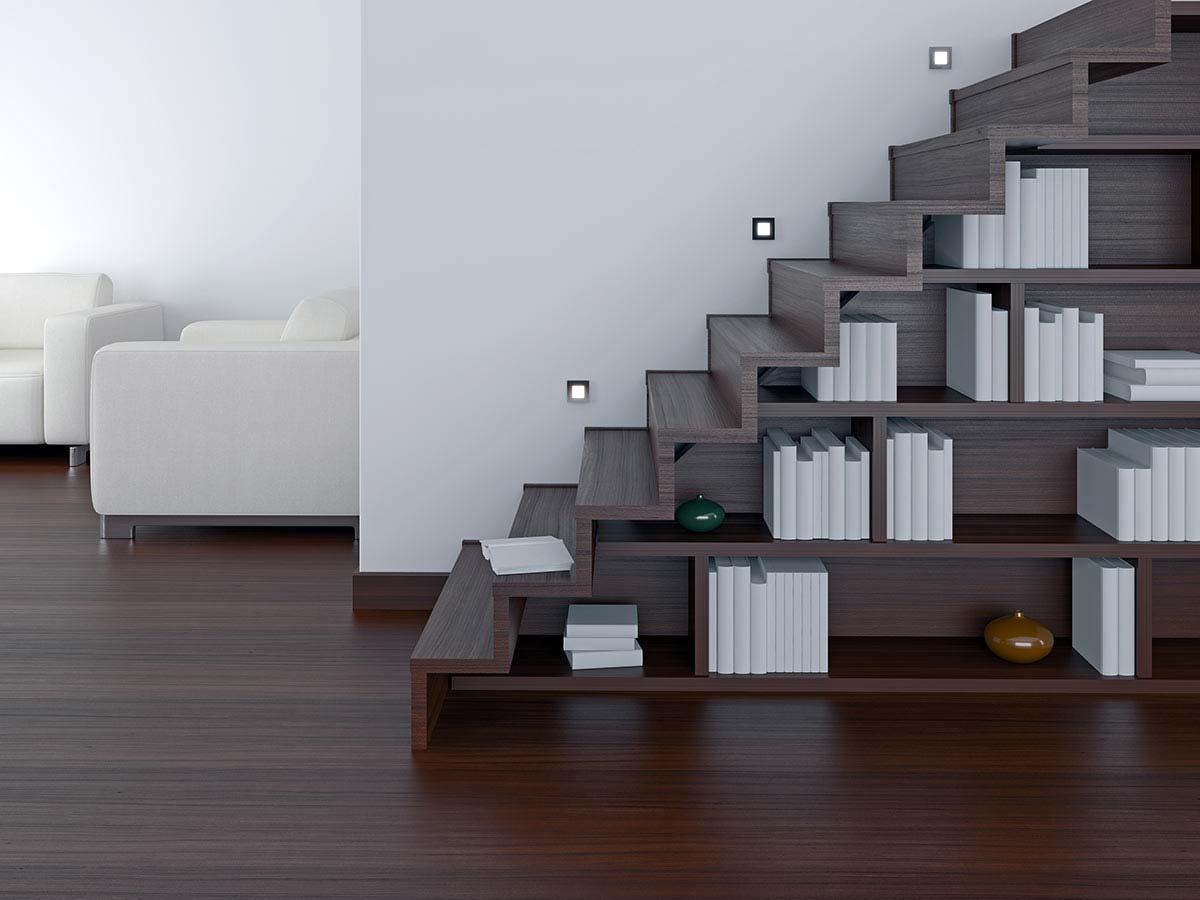 Sottoscala design con libreria.