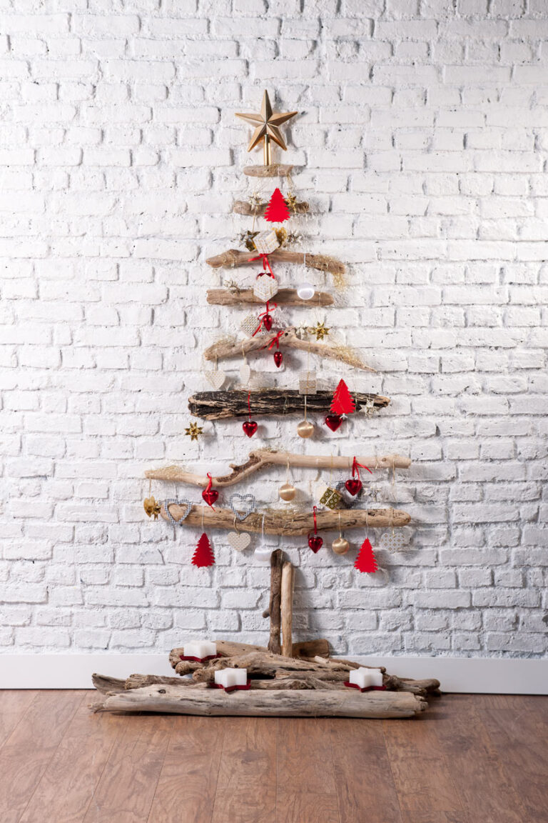 Albero di Natale in legno 8 idee fai da te da cui prendere spunto