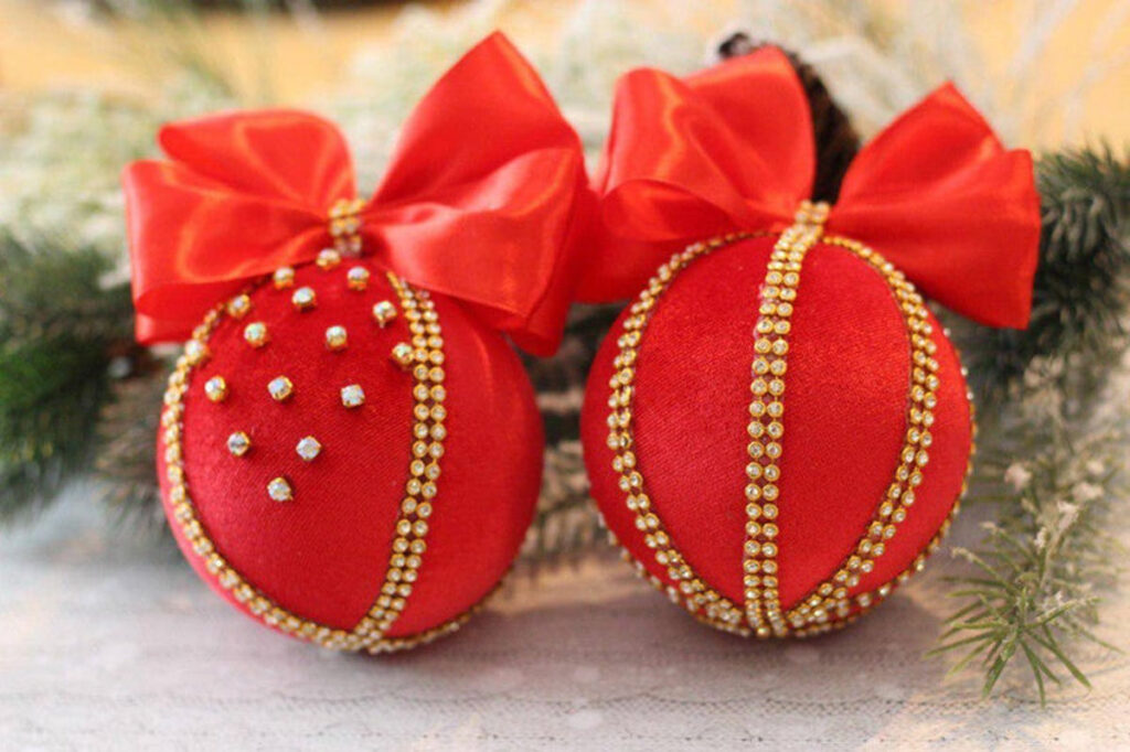 Palline Fai Da Te Per Albero Di Natale Palline di Natale fai da te: 15 idee originali da cui prendere spunto