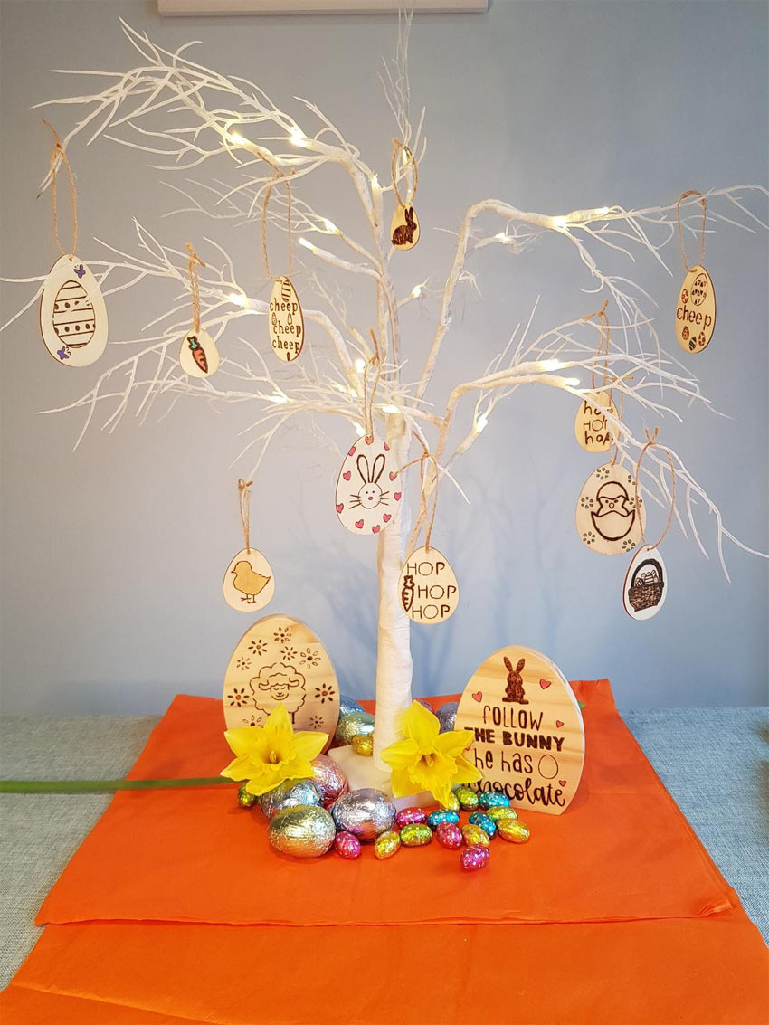 albero di pasqua bianco