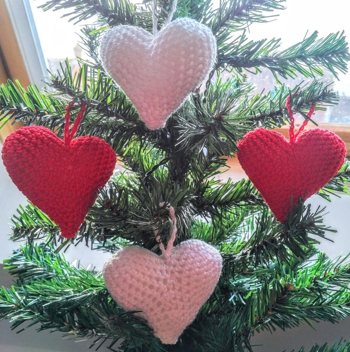 Alternatives aux boules traditionnelles de Noël.